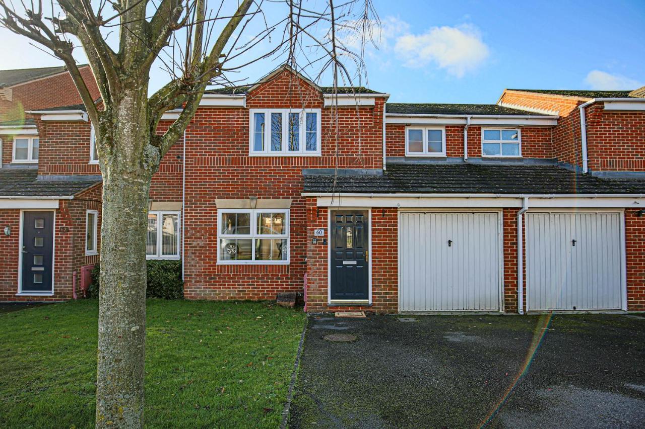 Cosy 3 Bed House To Bicester Outlet For Big Group By Platinum Key Properties Dış mekan fotoğraf
